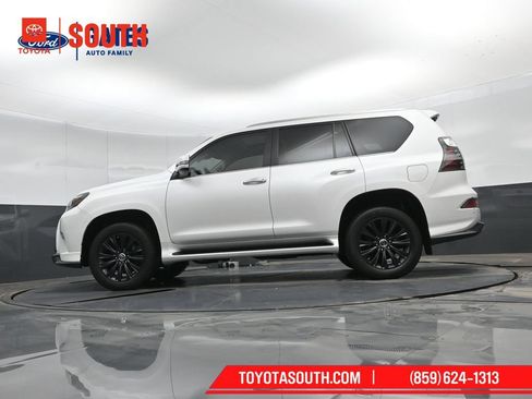 Used 2023 Lexus GX 460 Premium AWD/4WD image 49