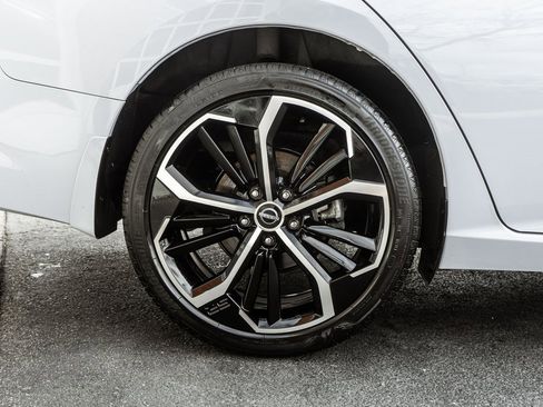 Used 2024 Nissan Altima 2.5 SR image 29