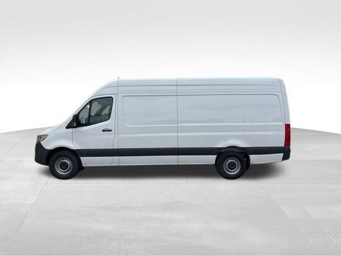 New 2025 Mercedes-Benz Sprinter 2500 image 3