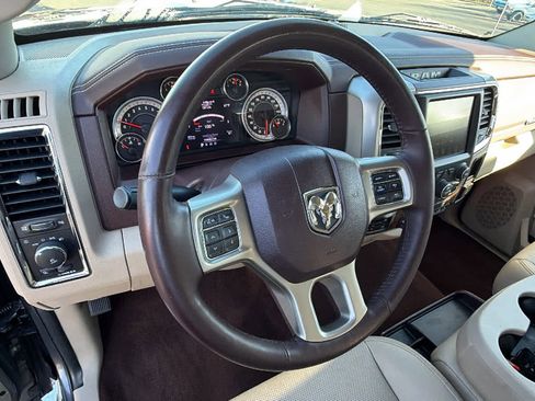 Used 2016 RAM 1500 Laramie w/ Convenience Group image 10