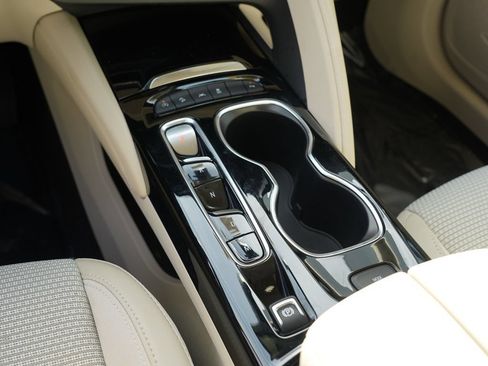 Certified 2023 Buick Envision Preferred AWD/4WD image 24