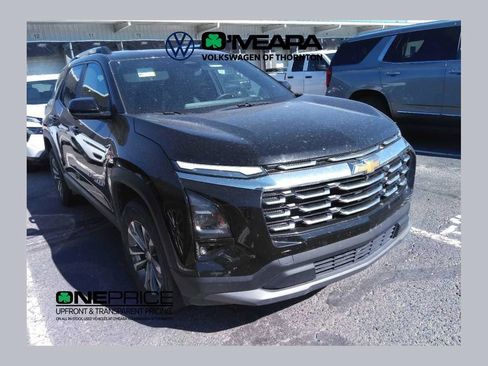 Used 2025 Chevrolet Equinox LT w/ Convenience Package II AWD/4WD image 1