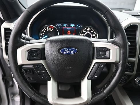 Used 2018 Ford F150 Lariat w/ Equipment Group 502A Luxury image 14