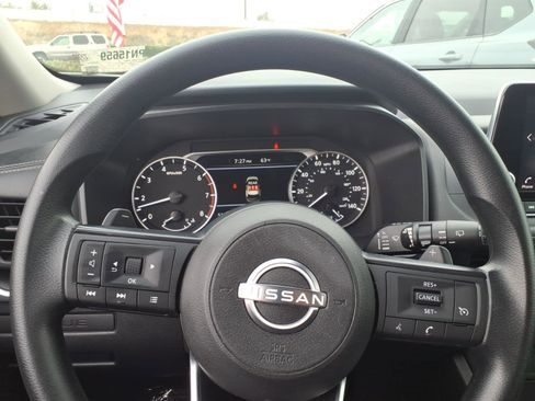 Certified 2024 Nissan Rogue S FWD image 16