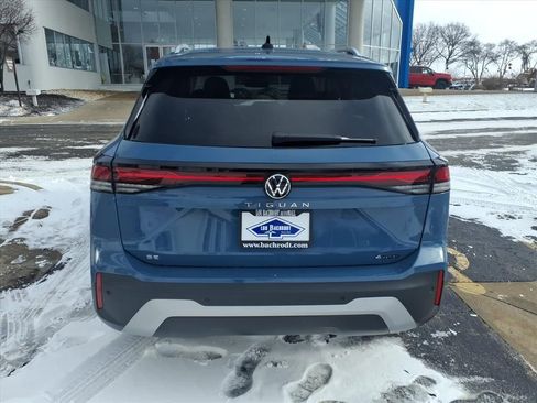 New 2026 Volkswagen Tiguan SE image 6