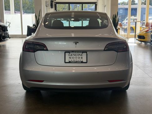 Used 2018 Tesla Model 3 Long Range RWD image 5