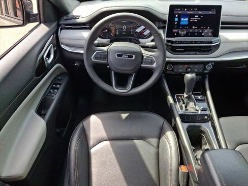 Certified 2024 Jeep Compass Limited AWD/4WD image 22