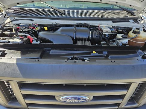 Used 2013 Ford E-150 and Econoline 150 image 39
