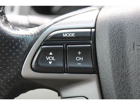 Used 2012 Honda Odyssey EX-L image 17