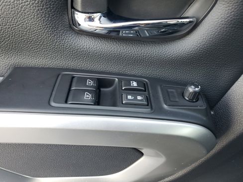 Certified 2024 Nissan Titan SV w/ SV Utility Package image 27