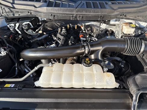 Used 2024 Ford F150 XLT image 31