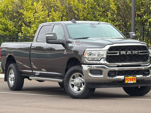 Used 2024 RAM 3500 Tradesman w/ Chrome Appearance Group AWD/4WD image 2