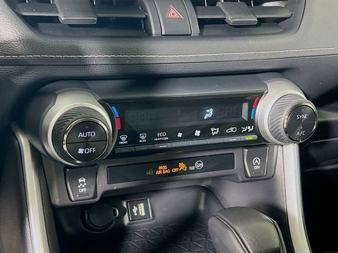 Certified 2025 Toyota RAV4 XLE AWD/4WD image 14