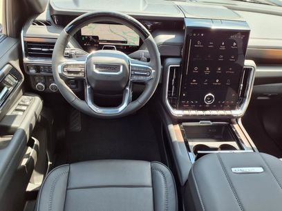 New 2026 GMC Yukon Denali w/ Denali Reserve Package