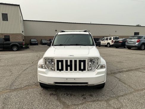 Used 2012 Jeep Liberty Sport AWD/4WD image 2