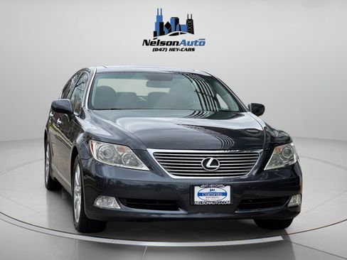Used 2007 Lexus LS 460 RWD image 2