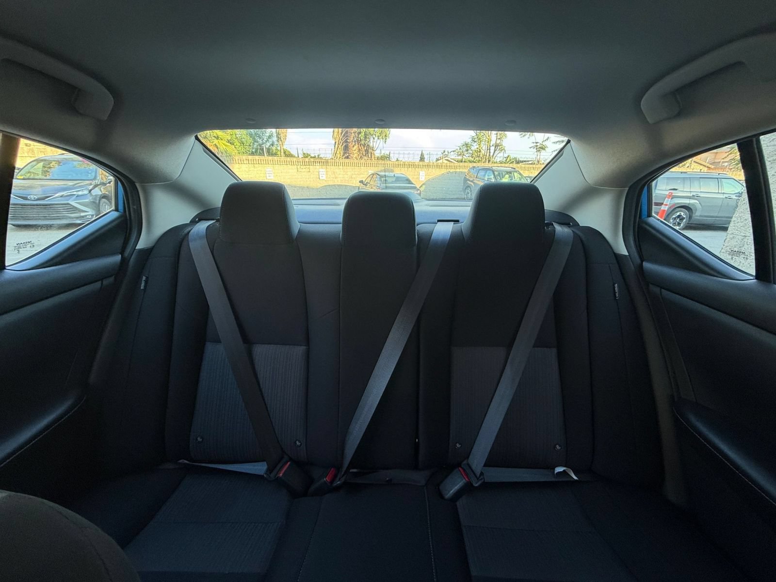 Used 2025 Nissan Sentra SV FWD image 36