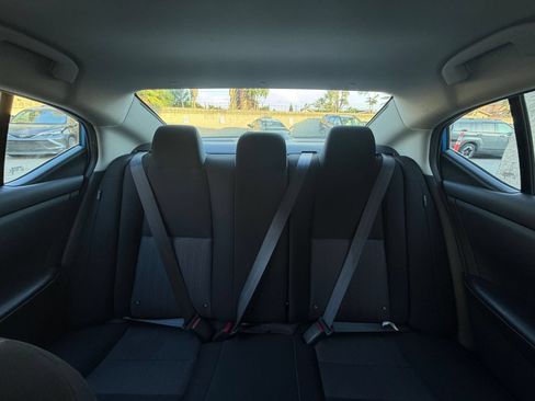 Used 2025 Nissan Sentra SV FWD image 36