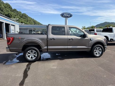 Used 2023 Ford F150 XLT AWD/4WD image 3