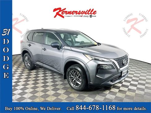 Used 2021 Nissan Rogue S image 1