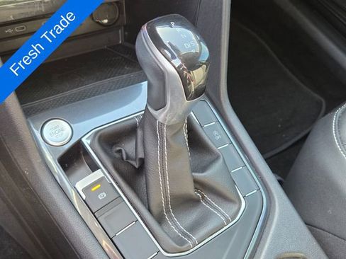 Certified 2023 Volkswagen Tiguan SE FWD image 23