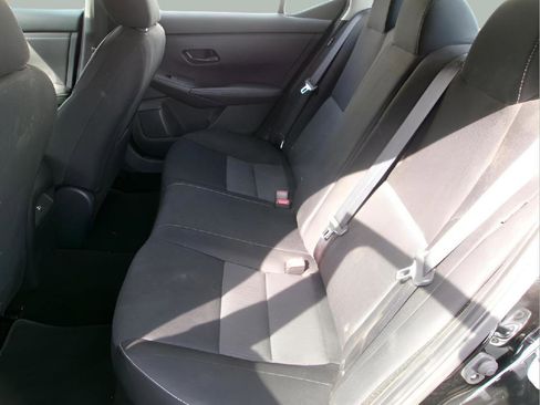 Used 2024 Nissan Sentra SV image 10