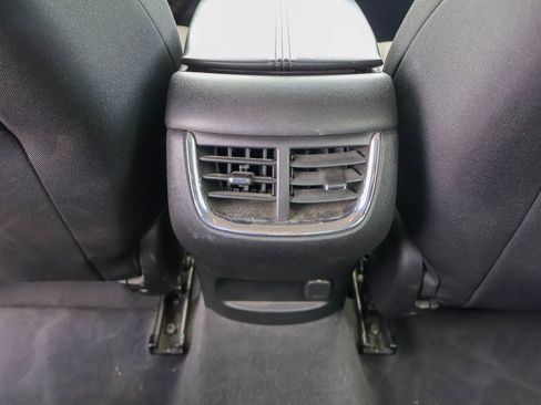 Used 2023 Chevrolet Malibu LT FWD image 18