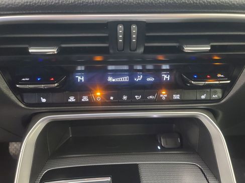 Used 2025 MAZDA CX-90 3.3 Turbo w/ Preferred Package image 37