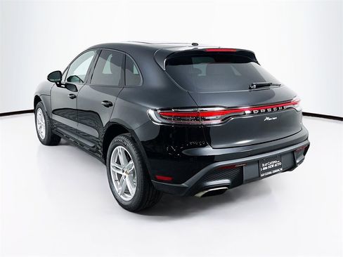 New 2026 Porsche Macan image 3