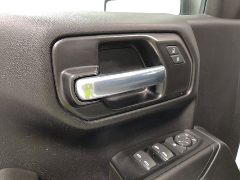 Used 2022 Chevrolet Silverado 1500 Custom image 27