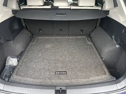 Used 2022 Volkswagen Tiguan SE image 27