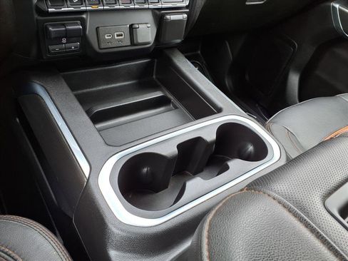 Used 2022 GMC Sierra 1500 AT4 image 29