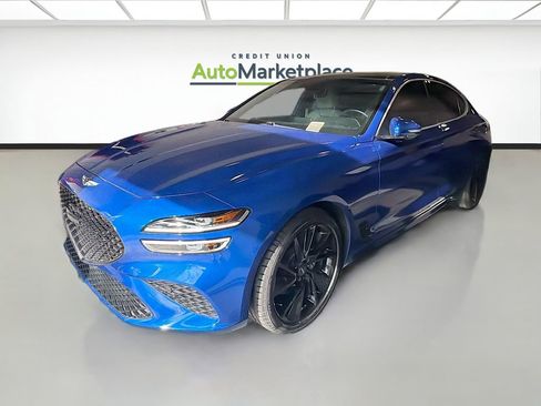 Used 2023 Genesis G70 2.0T w/ Sport Prestige Package image 3