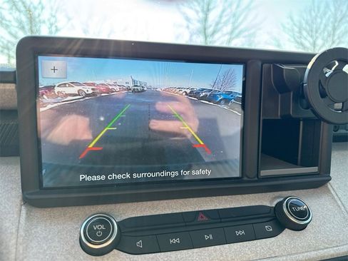 Used 2024 Ford Maverick XLT image 14