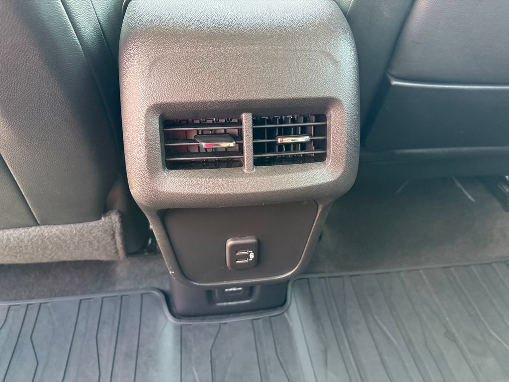 Used 2023 GMC Terrain SLT w/ Tech Package FWD image 40