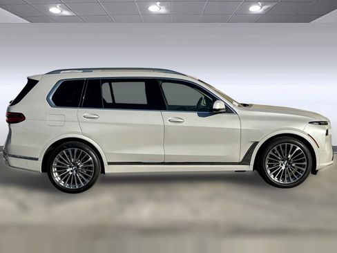New 2026 BMW X7 xDrive40i w/ Executive Package image 7
