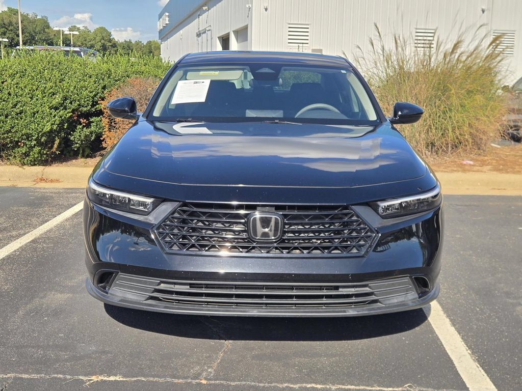 Used 2023 Honda Accord EX image 3