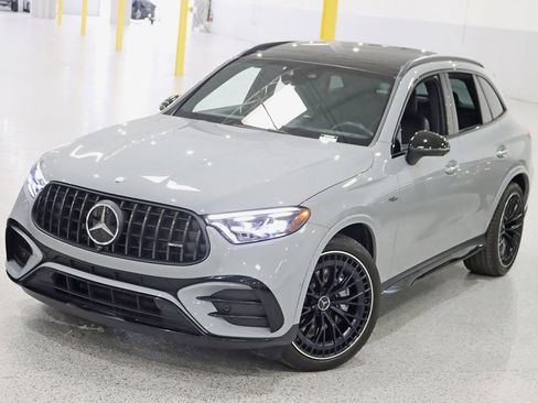Used 2025 Mercedes-Benz GLC 43 AMG 4MATIC image 6