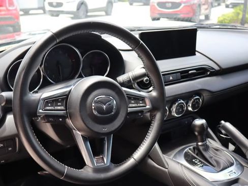 Used 2025 MAZDA MX-5 Miata RF Grand Touring RWD image 21
