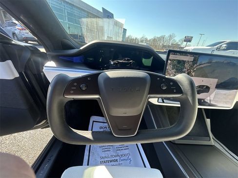Used 2024 Tesla Model S Plaid image 20