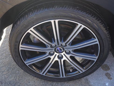 Used 2014 Volvo S60 T5 image 12