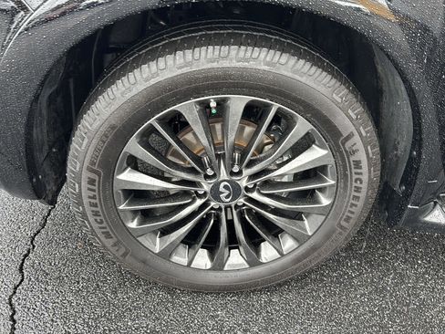 Used 2021 INFINITI QX80 Premium Select w/ Cargo Package image 36