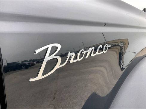 Used 2024 Ford Bronco Wildtrak AWD/4WD image 21