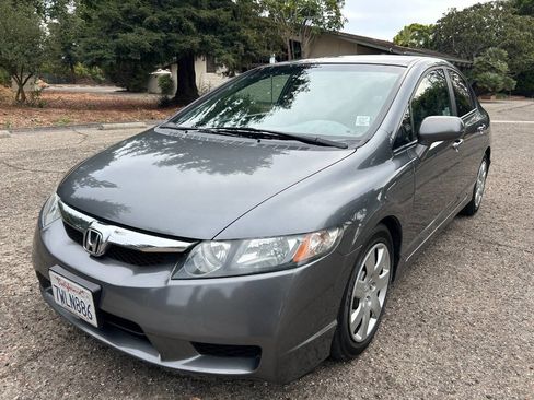 Used 2010 Honda Civic LX image 2