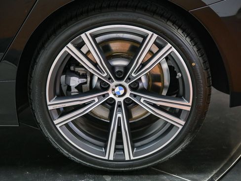 Used 2023 BMW 330i Sedan w/ Premium Package RWD image 11