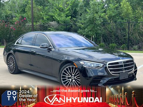 Used 2022 Mercedes-Benz S 580 4MATIC Sedan image 1
