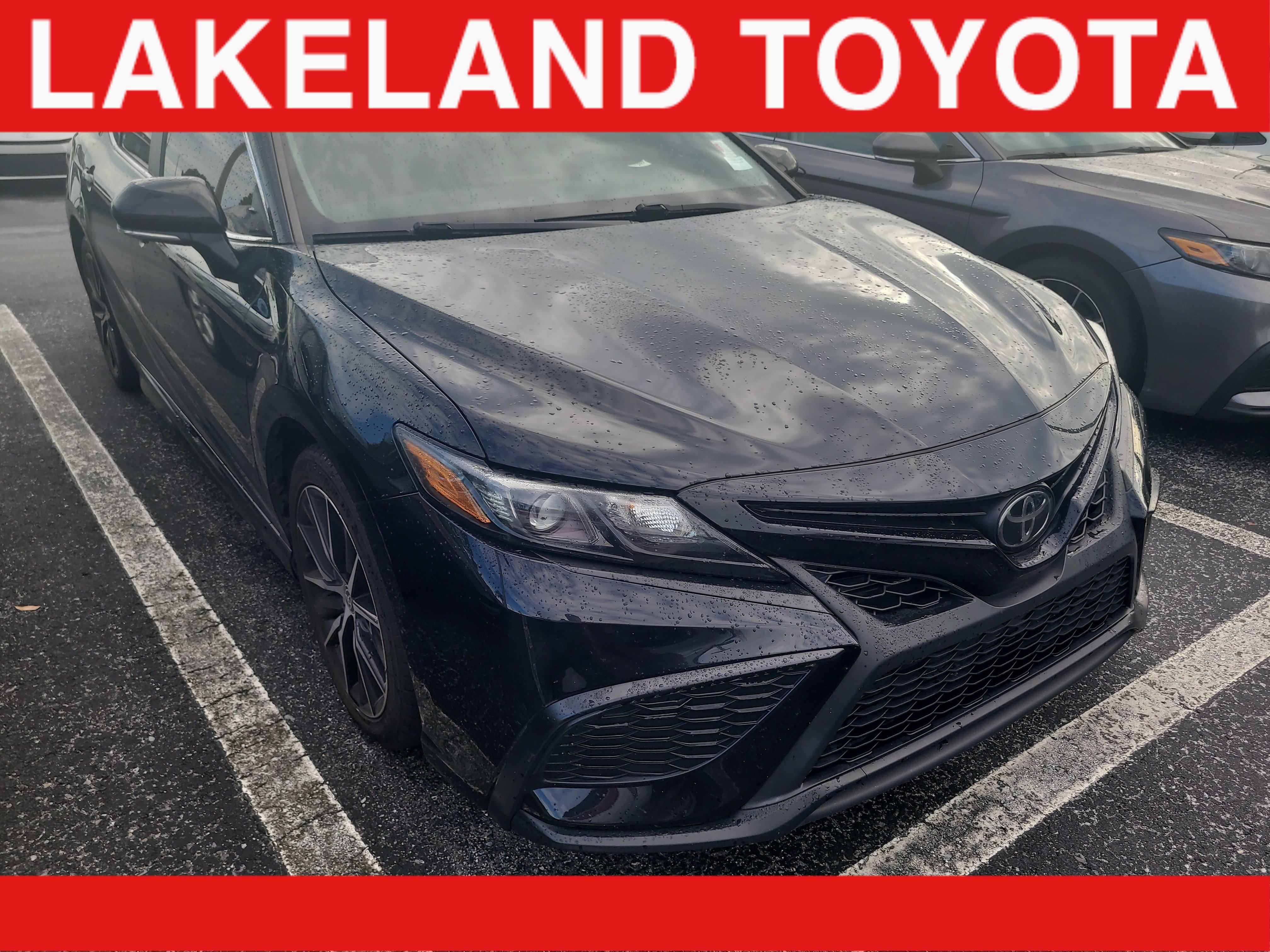Certified 2024 Toyota Camry SE w/ Convenience Package FWD image 1