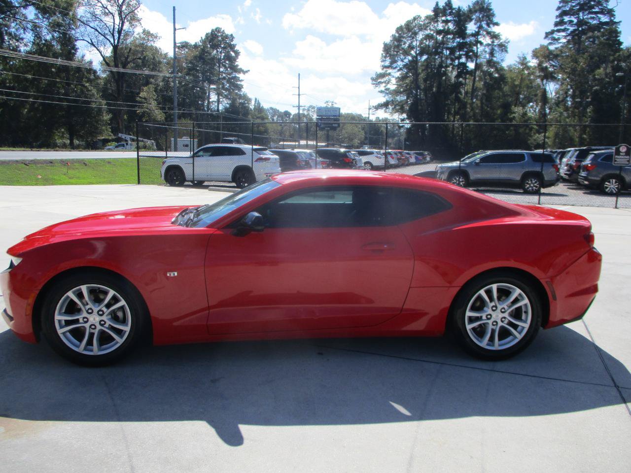 Used 2020 Chevrolet Camaro LS RWD image 7