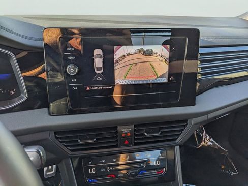 Used 2025 Volkswagen Jetta Sport image 19