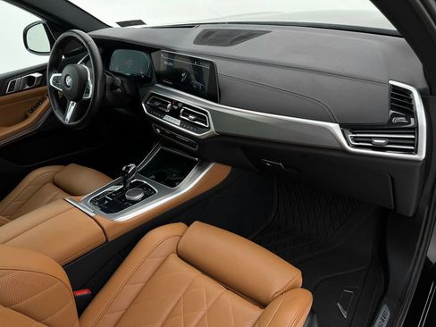 Used 2023 BMW X5 xDrive40i w/ M Sport Package image 16